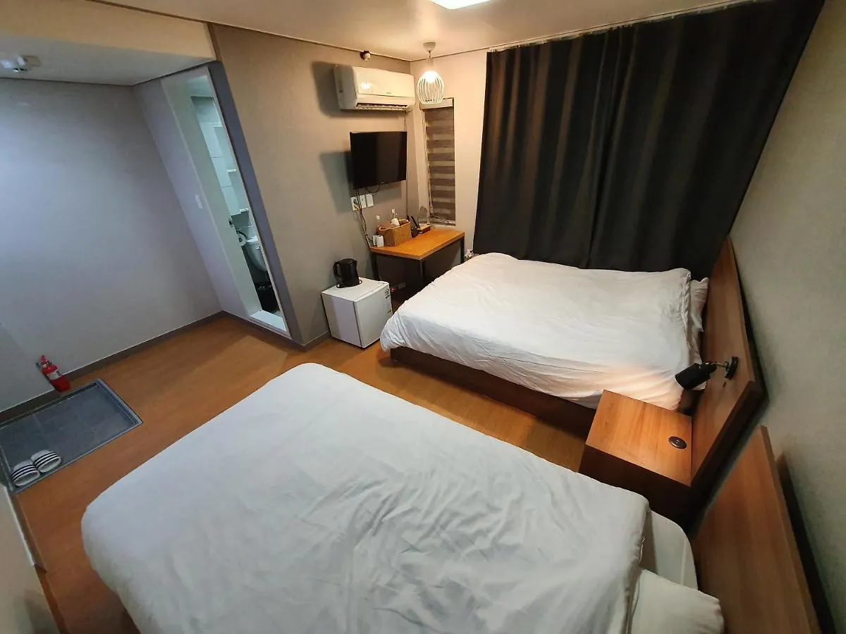 Hostel 3 Guestehouse Seoul South Korea