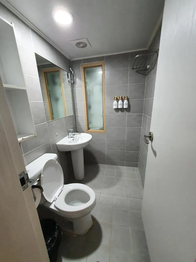 Hostel 3 Guestehouse Seoul South Korea
