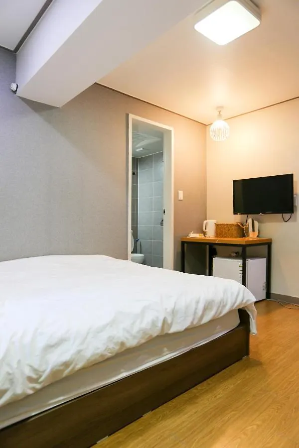 Hostel 3 Guestehouse Seoul